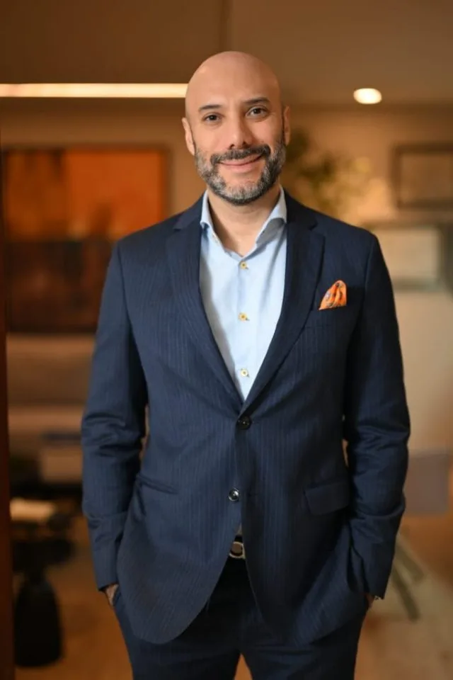 Iván Lau De León